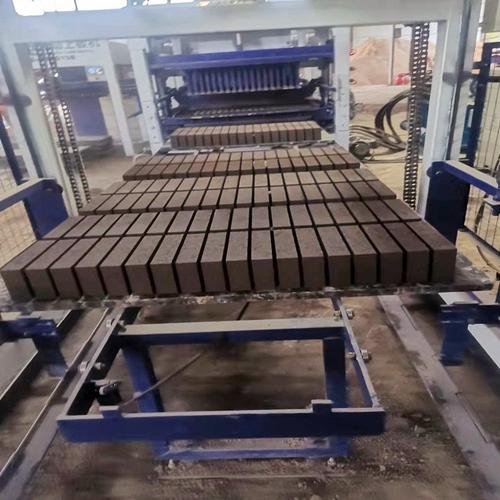 Máquina de fabricar blocos