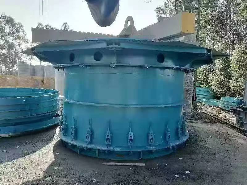 قالب آلة الأنابيب بالاهتزاز الداخلي